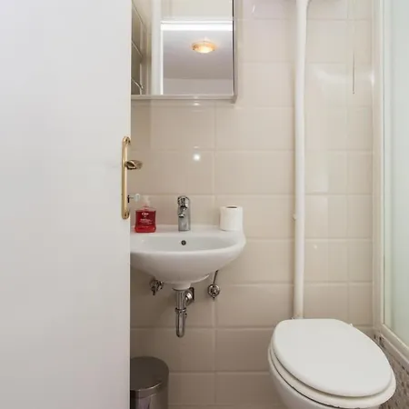 Cuk - Economy Double With Private External Bathroom Appartement